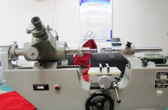 Length-measuring-instrument